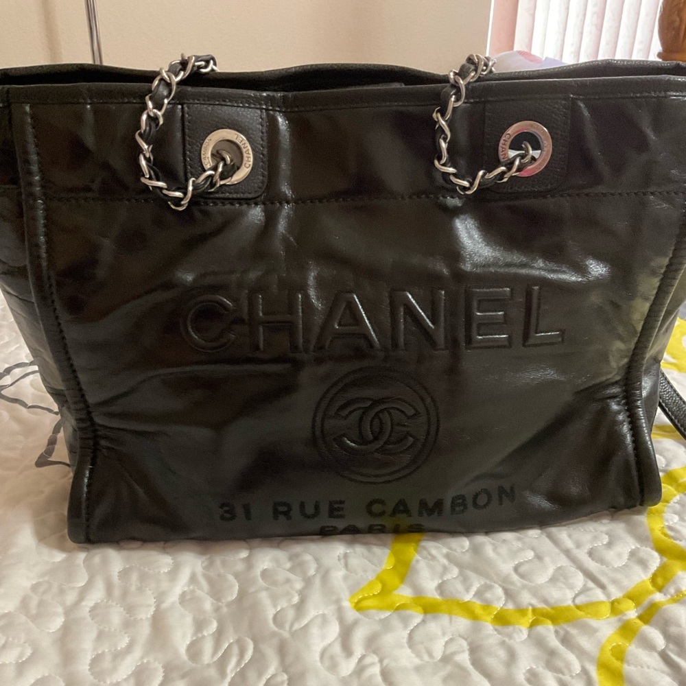 COPY - CHANEL preloved 2016 black calf skin deauville medium in very good condi… - Picture 15 of 15